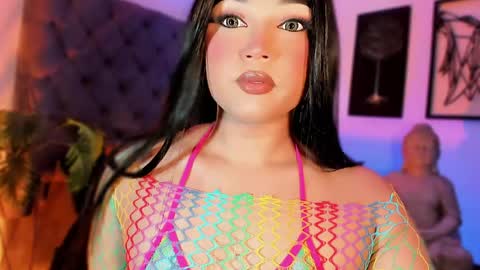 miss_zz online show from April 24, 2026, 2:41 pm