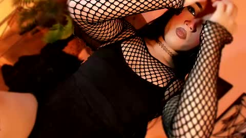 miss_zz online show from April 26, 2026, 12:36 pm