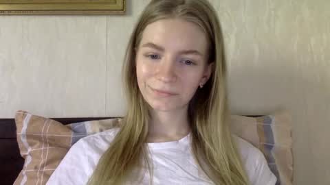 Alli not bb not babe not baby online show from December 14, 2024, 4:31 pm