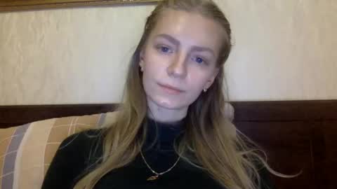 Alli not bb not babe not baby online show from January 10, 2025, 7:21 pm