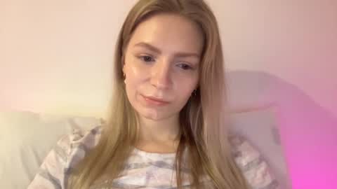 Alli not bb not babe not baby online show from January 26, 2025, 4:51 pm