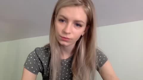 Alli not bb not babe not baby online show from February 9, 2025, 4:50 pm