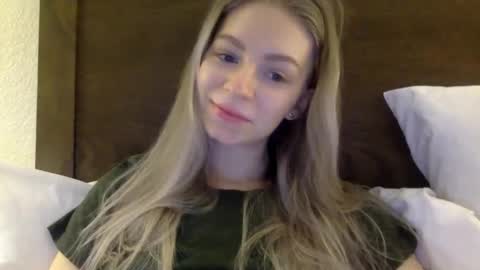Alli not bb not babe not baby online show from February 13, 2025, 4:28 pm