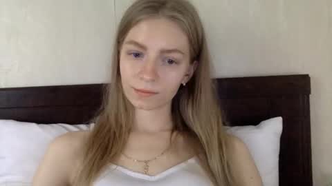 Alli not bb not babe not baby online show from February 27, 2025, 10:59 am