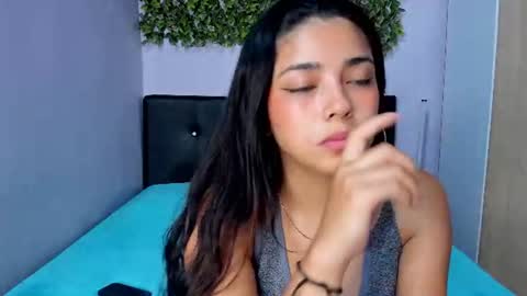 Snapshot of missannydreams chatting on July 6, 2026, 3:03 pm anny online show from July 6, 2026, 3:03 pm