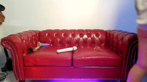 Snapshot of missbehavinxoxo chatting on October 31, 2025, 1:34 pm MissBehavinxoxo online show from October 31, 2025, 1:34 pm