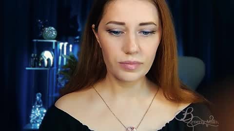 Snapshot of missbeverlymills chatting on April 10, 2026, 1:16 pm The divine Beverly online show from April 10, 2026, 1:16 pm