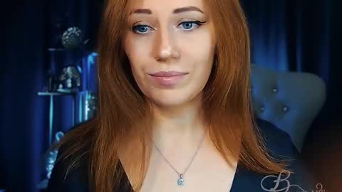 Snapshot of missbeverlymills chatting on April 12, 2026, 5:23 am The divine Beverly online show from April 12, 2026, 5:23 am