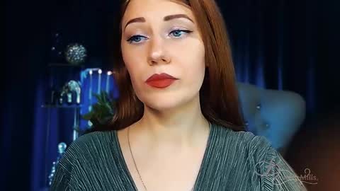 Snapshot of missbeverlymills chatting on April 18, 2026, 2:32 pm The divine Beverly online show from April 18, 2026, 2:32 pm