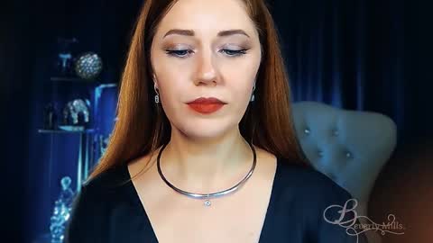 Snapshot of missbeverlymills chatting on April 25, 2026, 6:05 am The divine Beverly online show from April 25, 2026, 6:05 am