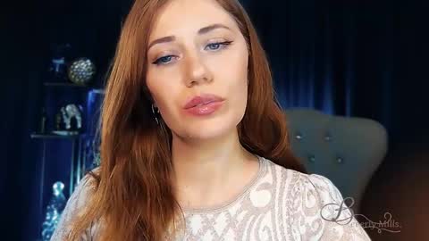 Snapshot of missbeverlymills chatting on April 26, 2026, 1:25 am The divine Beverly online show from April 26, 2026, 1:25 am