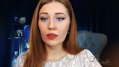 Snapshot of missbeverlymills chatting on April 29, 2026, 9:24 am The divine Beverly online show from April 29, 2026, 9:24 am