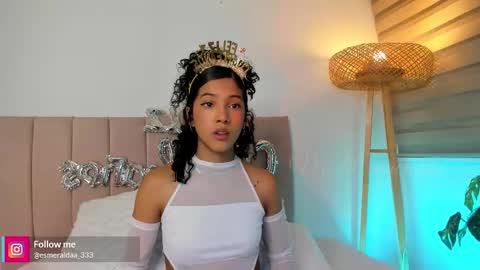 Snapshot of missbrasil_ chatting on October 22, 2025, 12:27 pm Sara Vanegas online show from October 22, 2025, 12:27 pm