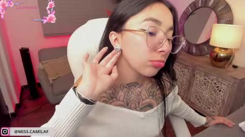 Snapshot of misscamilaf chatting on October 9, 2025, 1:09 pm Camila Flores online show from October 9, 2025, 1:09 pm