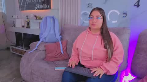 Snapshot of misscheelsee_as chatting on April 10, 2026, 1:49 pm misscheelsee_as online show from April 10, 2026, 1:49 pm