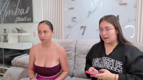 Snapshot of misscheelsee_as chatting on May 5, 2026, 1:19 pm misscheelsee_as online show from May 5, 2026, 1:19 pm