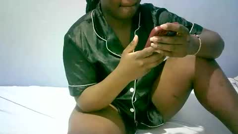 Snapshot of misscuteberry chatting on September 29, 2025, 10:36 pm VAL online show from September 29, 2025, 10:36 pm