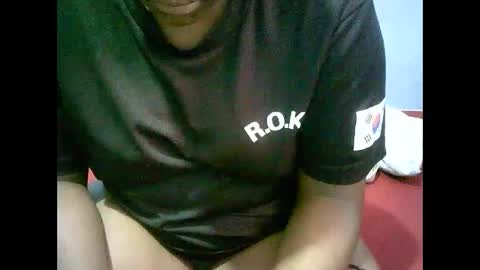 Snapshot of misscuteberry chatting on October 5, 2025, 8:01 am VAL online show from October 5, 2025, 8:01 am