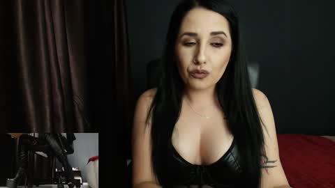 Snapshot of missdyaa chatting on September 23, 2025, 9:29 pm Miss online show from September 23, 2025, 9:29 pm