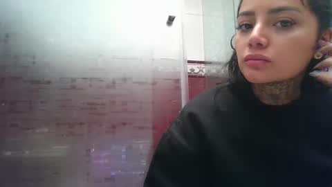 Snapshot of misselii chatting on October 1, 2025, 12:44 pm melodie online show from October 1, 2025, 12:44 pm