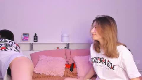 Snapshot of misseliss chatting on February 19, 2026, 8:38 pm Hello dear my name Elisa online show from February 19, 2026, 8:38 pm