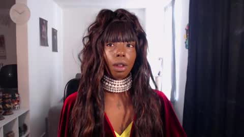 Emilie Diaz online show from February 13, 2026, 3:08 pm