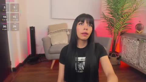 Snapshot of missesmeralda chatting on February 18, 2025, 11:11 am Julieta Arboleda but i like call me esme online show from February 18, 2025, 11:11 am