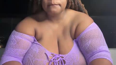 Snapshot of missfluffyfreak71 chatting on January 7, 2025, 3:24 am Bria Staxx online show from January 7, 2025, 3:24 am