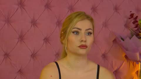 Misha online show from October 19, 2025, 4:02 am