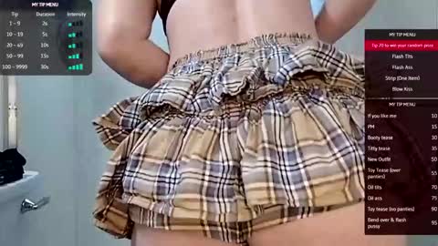 Snapshot of misshannaho chatting on November 12, 2025, 4:18 pm misshannaho online show from November 12, 2025, 4:18 pm