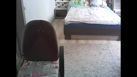 Missie Lorrie online show from February 13, 2025, 8:06 am