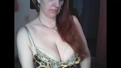 Snapshot of missie_lorrie chatting on May 15, 2026, 7:15 am Missie Lorrie online show from May 15, 2026, 7:15 am