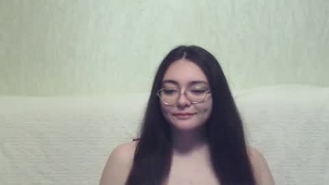 missis mona online show from January 5, 2025, 4:06 pm