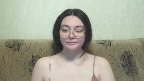 missis mona online show from March 9, 2025, 7:59 pm