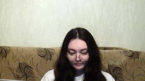 Snapshot of missis_mona chatting on March 4, 2026, 8:59 pm missis mona online show from March 4, 2026, 8:59 pm