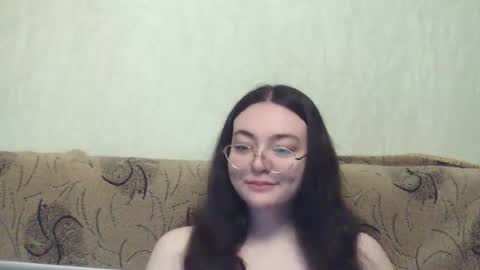 Snapshot of missis_mona chatting on March 7, 2026, 8:11 am missis mona online show from March 7, 2026, 8:11 am