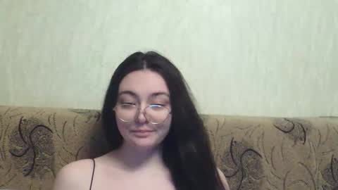 missis mona online show from April 12, 2026, 6:57 pm