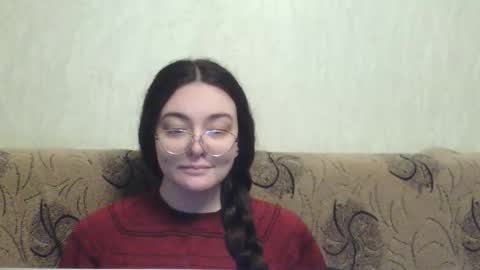 missis mona online show from May 3, 2026, 3:12 am