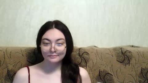 missis mona online show from May 7, 2026, 7:14 am