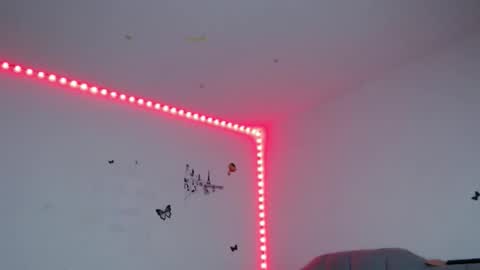 misskarol18 online show from October 17, 2025, 12:52 pm