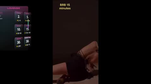 misskristel online show from September 29, 2025, 5:45 am