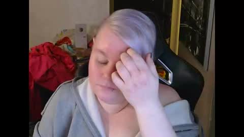 Snapshot of misslj90 chatting on April 20, 2026, 7:04 pm misslj90 online show from April 20, 2026, 7:04 pm