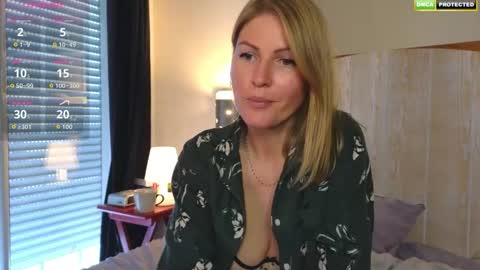 Snapshot of misslucci chatting on October 17, 2025, 7:33 am Misslucci online show from October 17, 2025, 7:33 am