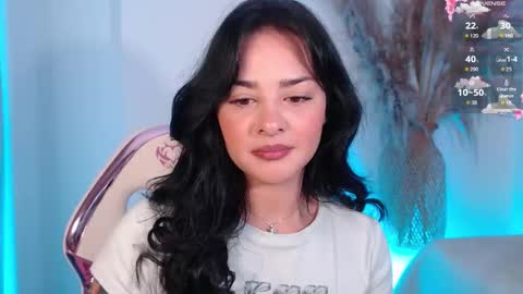 missmariana_ online show from October 28, 2025, 1:09 am