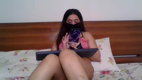 Snapshot of missmask24 chatting on September 8, 2025, 2:16 pm Missmask24 online show from September 8, 2025, 2:16 pm