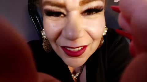 missmelania online show from June 11, 2026, 9:46 pm