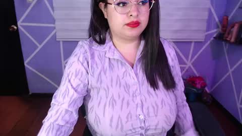 Miia online show from May 7, 2026, 8:36 pm