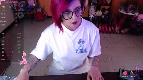 Miss Mia online show from December 7, 2024, 1:18 pm