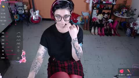 Miss Mia online show from December 12, 2024, 10:13 am