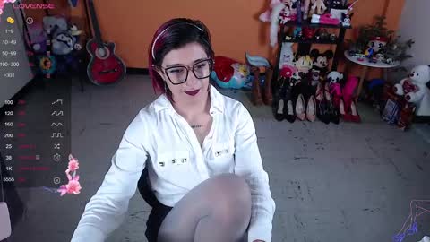 Miss Mia online show from December 17, 2024, 12:54 pm